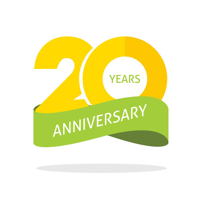 20周年庆祝矢量标志图标在黄橙绿颜色，数字20周年生日标签标签标志孤立