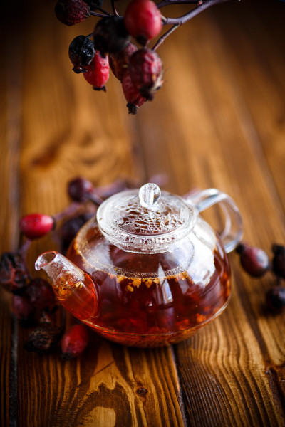 干红玫瑰果和茶