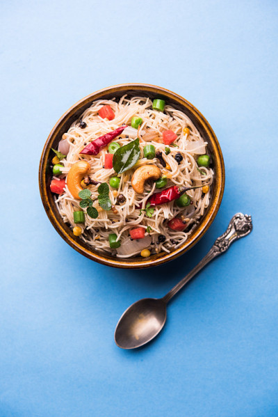 Semiya Upma或Vermicelli upppuma或upppittu是一个受欢迎的早餐菜单
