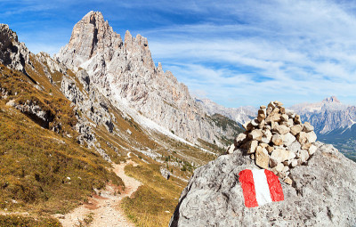 Cima Ambrizzola和Croda da Lago与pathway