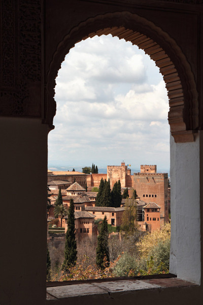 Alcazaba和Nasrid宫从Palacio del Generalife, Alhambra，