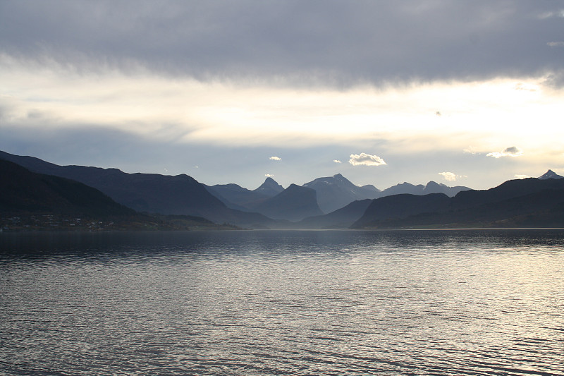 兰峡湾