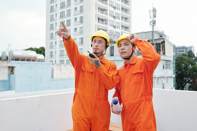 建筑工地工人团队