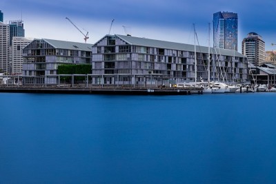 悉尼港和城市天际线的达令港和澳大利亚Barangaroo的全景
