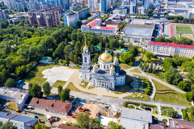 Flying over the Alexander Nevsky Cathedral. Novo-T
