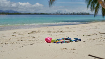 Different types of plastic garbage found on paradi