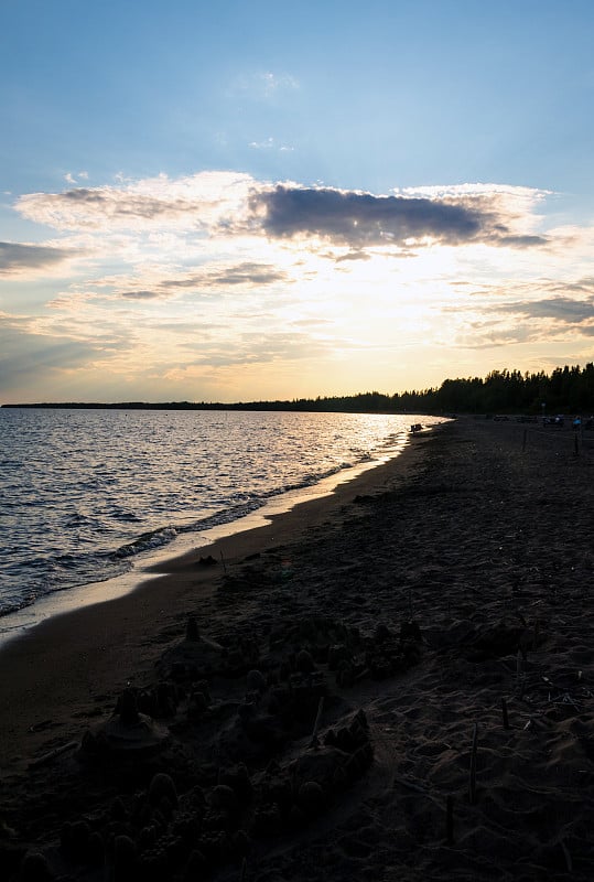 La pointe Taillon圣亨利德泰永海滩在萨盖奈拉克圣让加拿大魁北克风景日落夏季