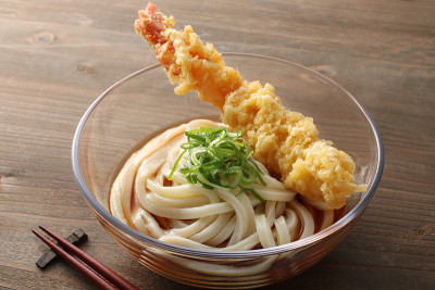 夏日风味的扎鲁乌冬配天妇罗