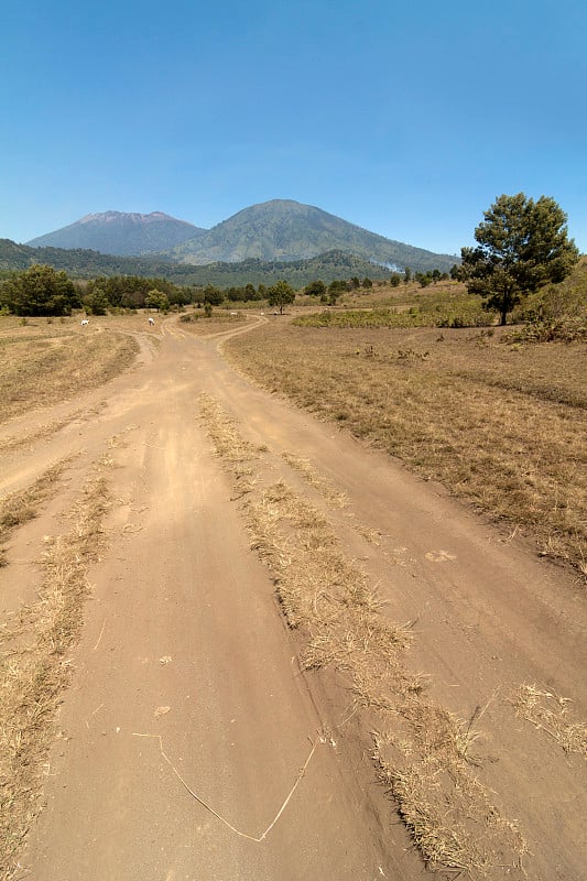 WURUNG火山口