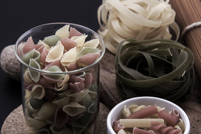 你可以从各种各样的意大利面中选择烹饪意大利面。