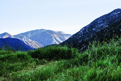 山谷中的山景城