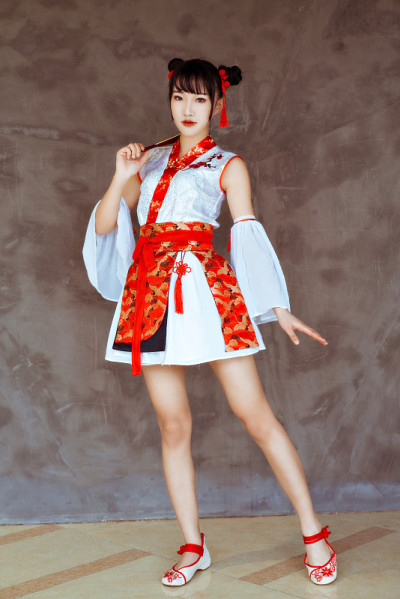 亚洲女性