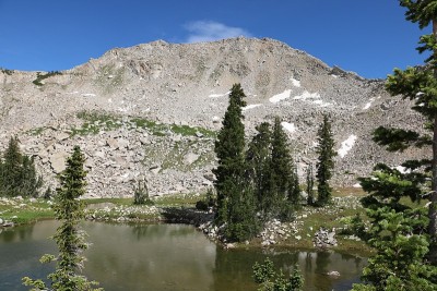 上红松湖，高山湖泊