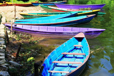 菲瓦湖上的木船。Pokhara-Nepal。0703