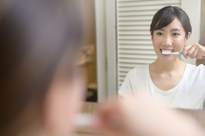 美丽年轻女子的肖像