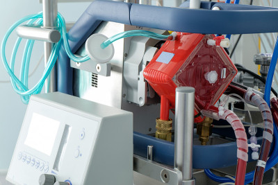 在重症监护室使用ecmo