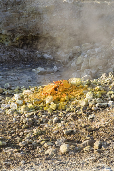 索法塔拉火山，硫磺气体，坎帕尼亚，意大利