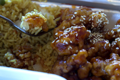 芝麻鸡饭
