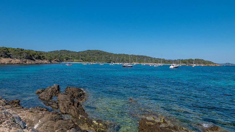 Discovery of the island of Porquerolles in summer.