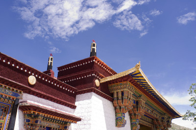 在西藏寺庙