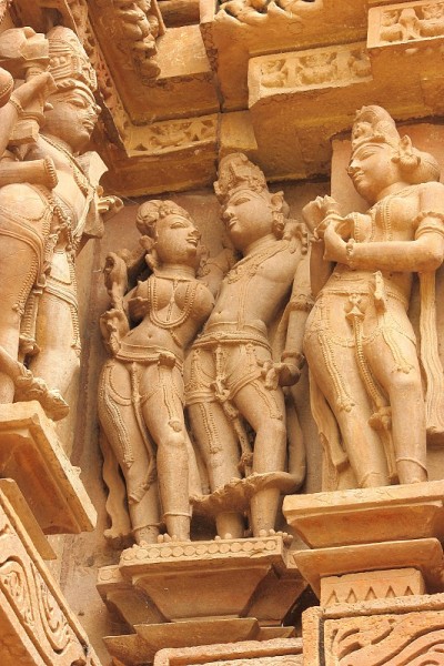 雕塑在Khajuraho