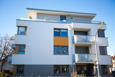 慕尼黑的现代住宅，屋顶平坦，表面光滑