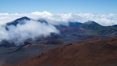 哈雷阿卡拉火山口