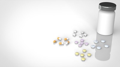 3d平板电脑和瓶子