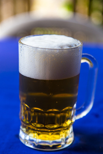 户外啤酒杯