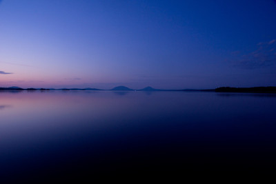 穆斯海德湖宁静的夜空