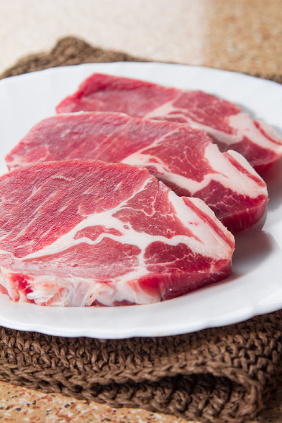 生牛肉