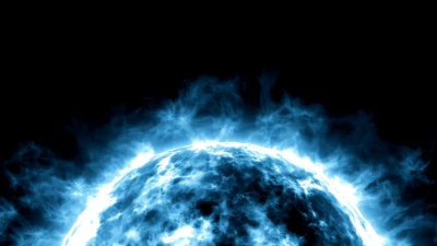 行星表面在太空中的爆炸就像冰冷燃烧的球一样的火焰