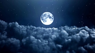 夜月亮在云上