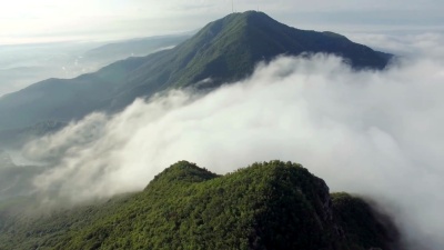 塞尔维亚西部晨景-Ovcar Kablar峡谷，空中 镜头