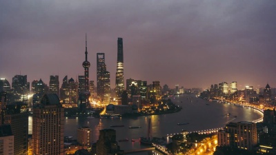 T/L WS HA Zi上海天际线高架视图，黎明到白天过渡/中国上海