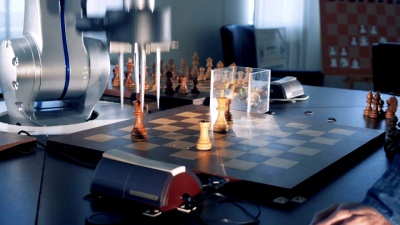 结束人与计算机之间的国际象棋游戏。