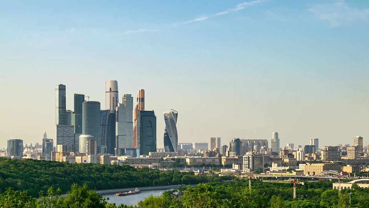 莫斯科城市天际线在商务中心区的延时摄影从莫斯科麻雀山看俄罗斯 延时摄影