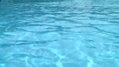 水