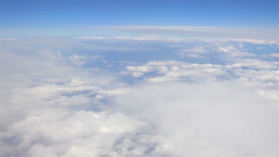 空中拍摄，在云上拍摄，以 为单位