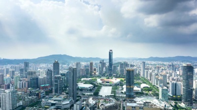 广州的全景天际线和城市风光，时光流逝。