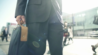 日本商人早上上班
