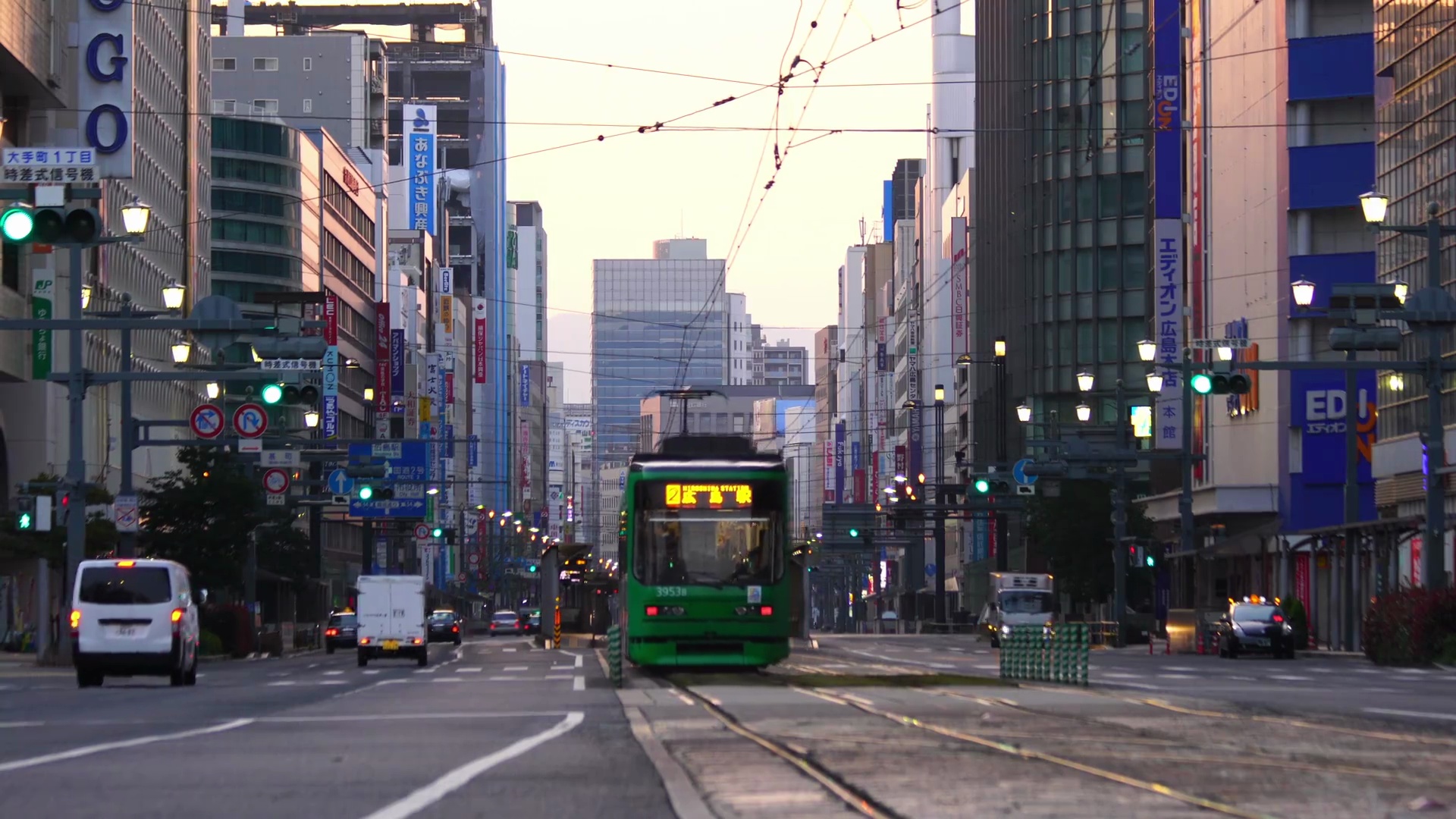 日本广岛市中心的街景