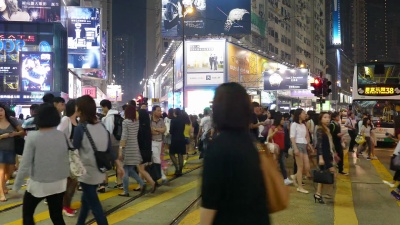 香港人挤得水泄不通
