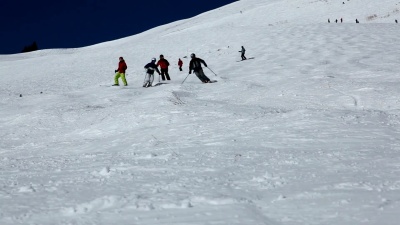 在科罗拉多州滑雪