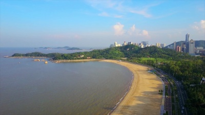日间珠海城市风光著名的渔女纪念碑海湾空中俯瞰 中国