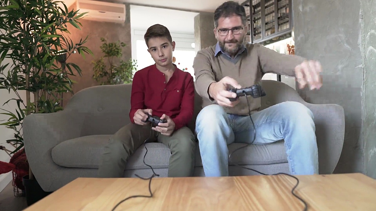 视频游戏-儿子VS爸爸