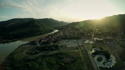 Mtskheta城堡教堂高加索山脉河流高加索美丽自然乔治亚动物水墙无人机Full 