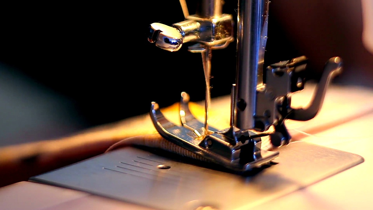 缝纫机工作