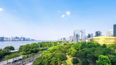 杭州临江现代写字楼。时间间隔 