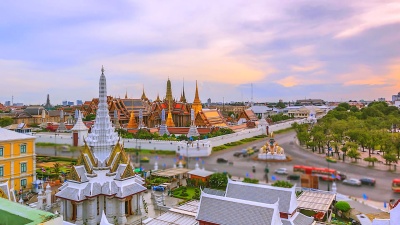 泰国曼谷Wat Phra Kaeo或翡翠佛寺的 延时地标
